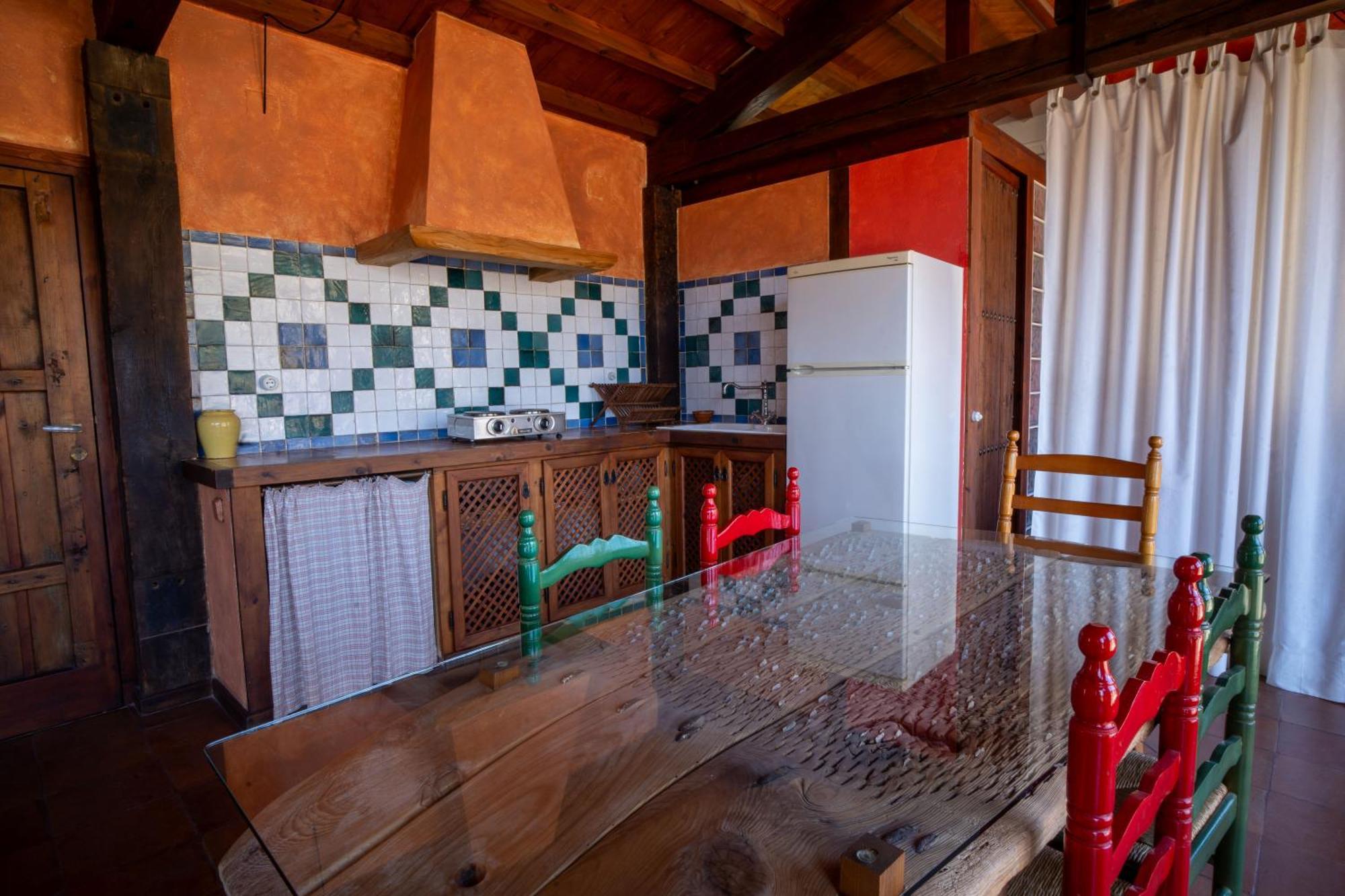 Casa Rural Los Ventanales Alcala del Jucar Luaran gambar